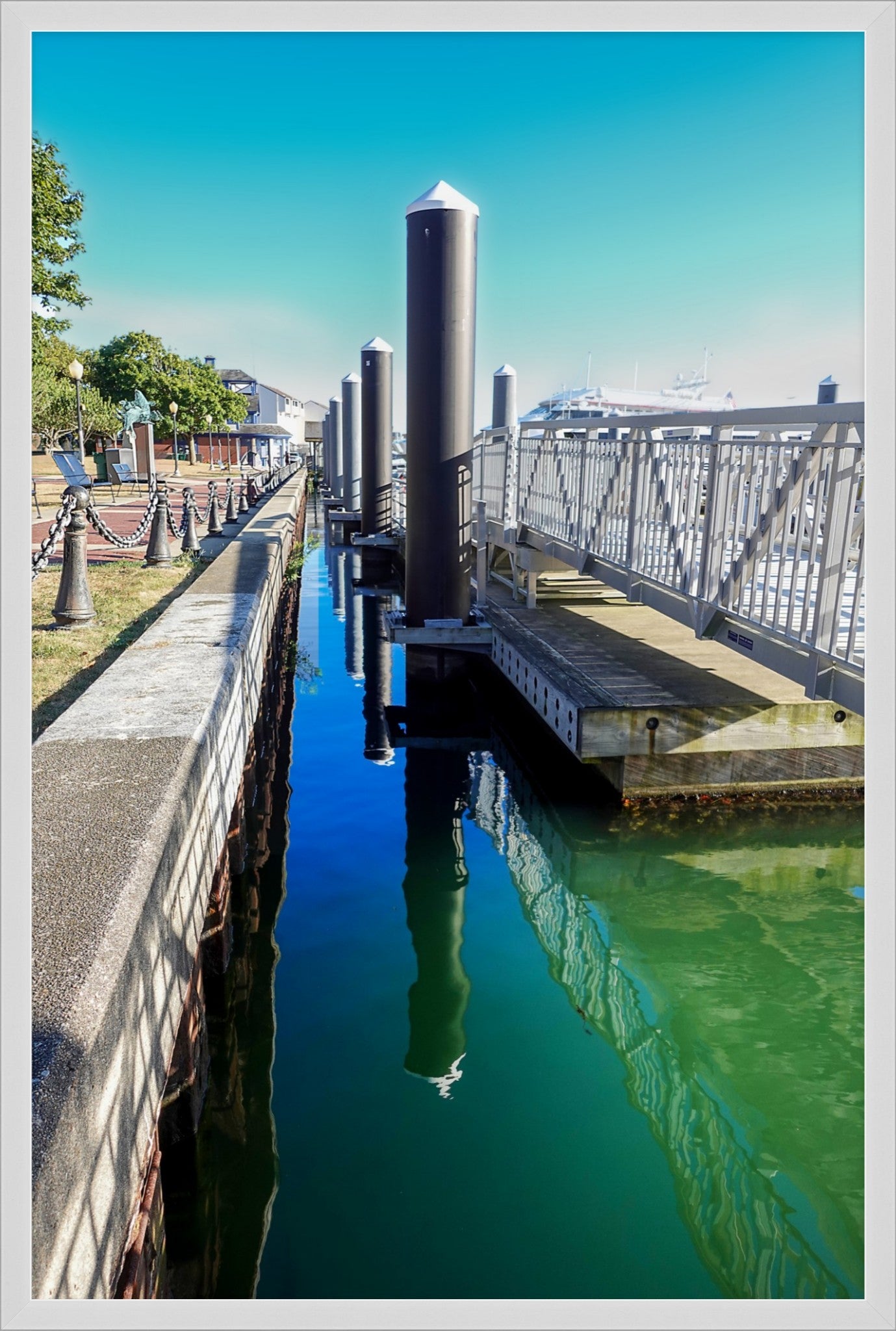 Pillars Dockside